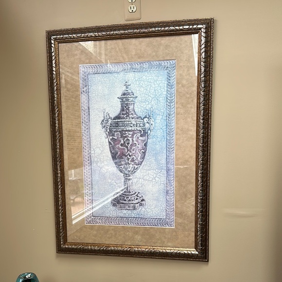 Other - Elegant Framed Urn Artwork